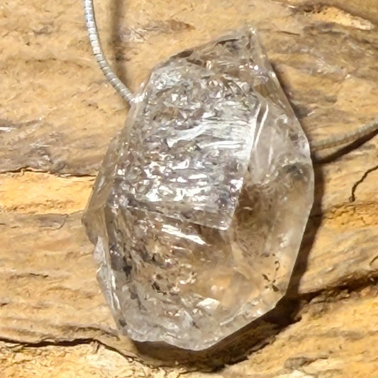 herkimer-diamant-edelstein-trommelstein-schmuck-ketten-anhaenger-heilstein-200726
