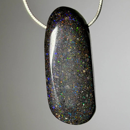 honduras-opal-edelstein-schmuck-ketten-anhaenger-collier-trommelstein-seelensteinchen-130826