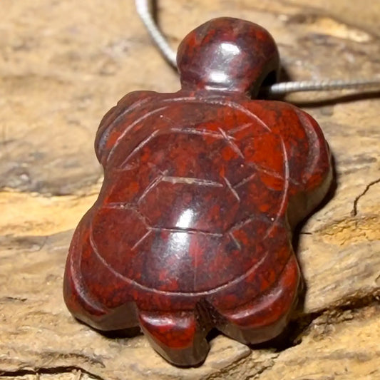 jaspis-schildkroete-edelstein-trommelstein-schmuck-anhaenger-kette-collier-heilstein-200826