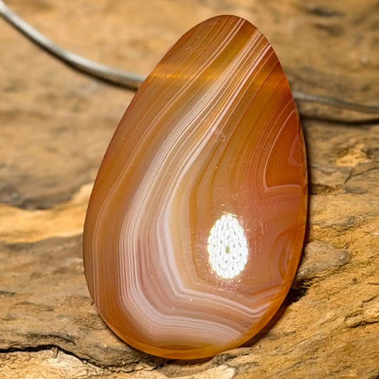 karneol-edelstein-schmuck-ketten-anhaenger-collier-trommelstein-seelensteinchen-040826-2