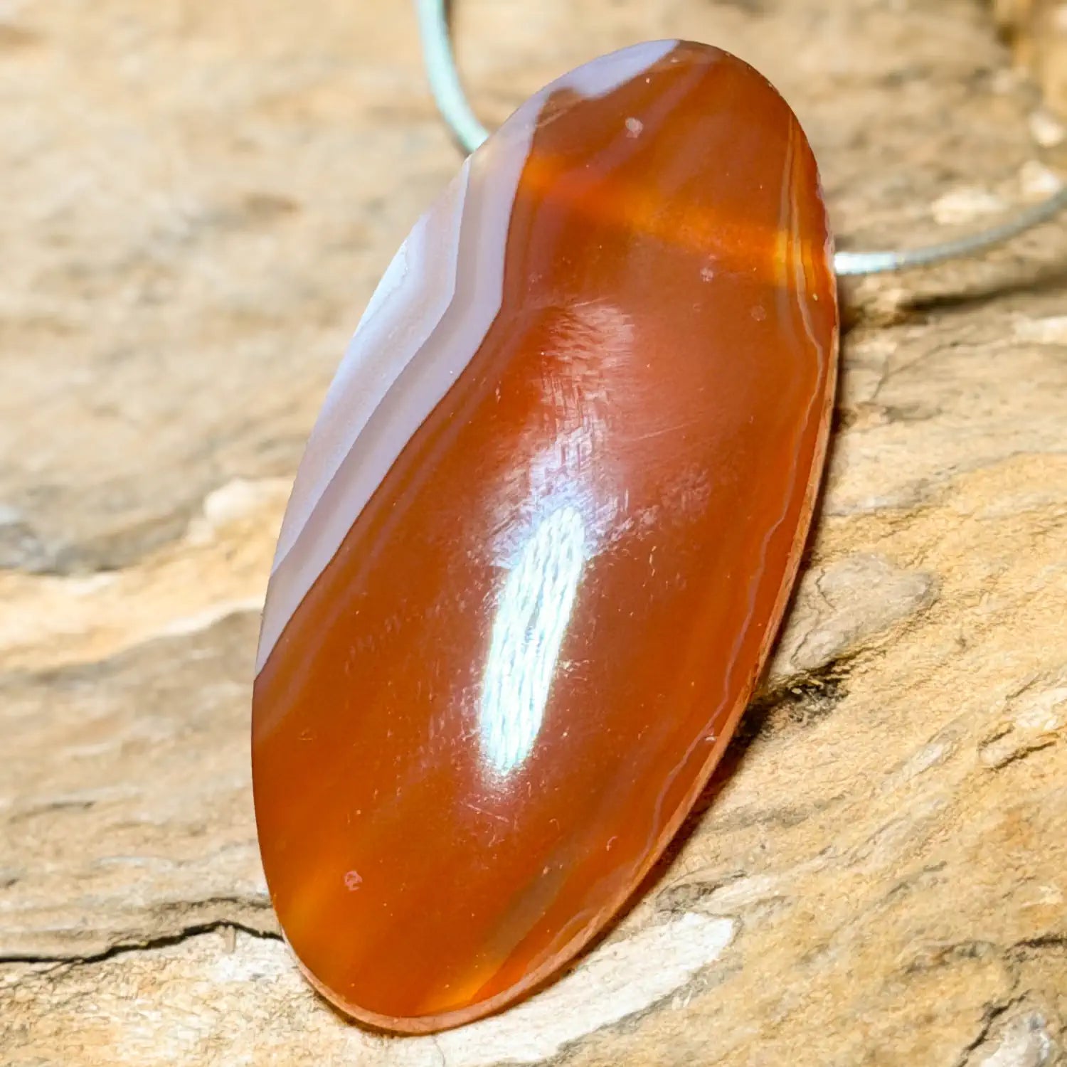 karneol-edelstein-schmuck-ketten-anhaenger-trommelstein-heilstein-220526-2