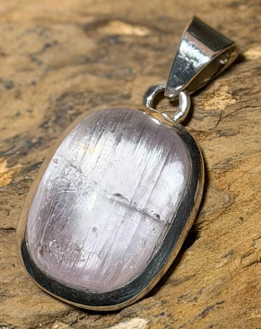 Kunzit Schmuck Ketten Anhänger - Edelstein A Qualität - 925er Silber #0408