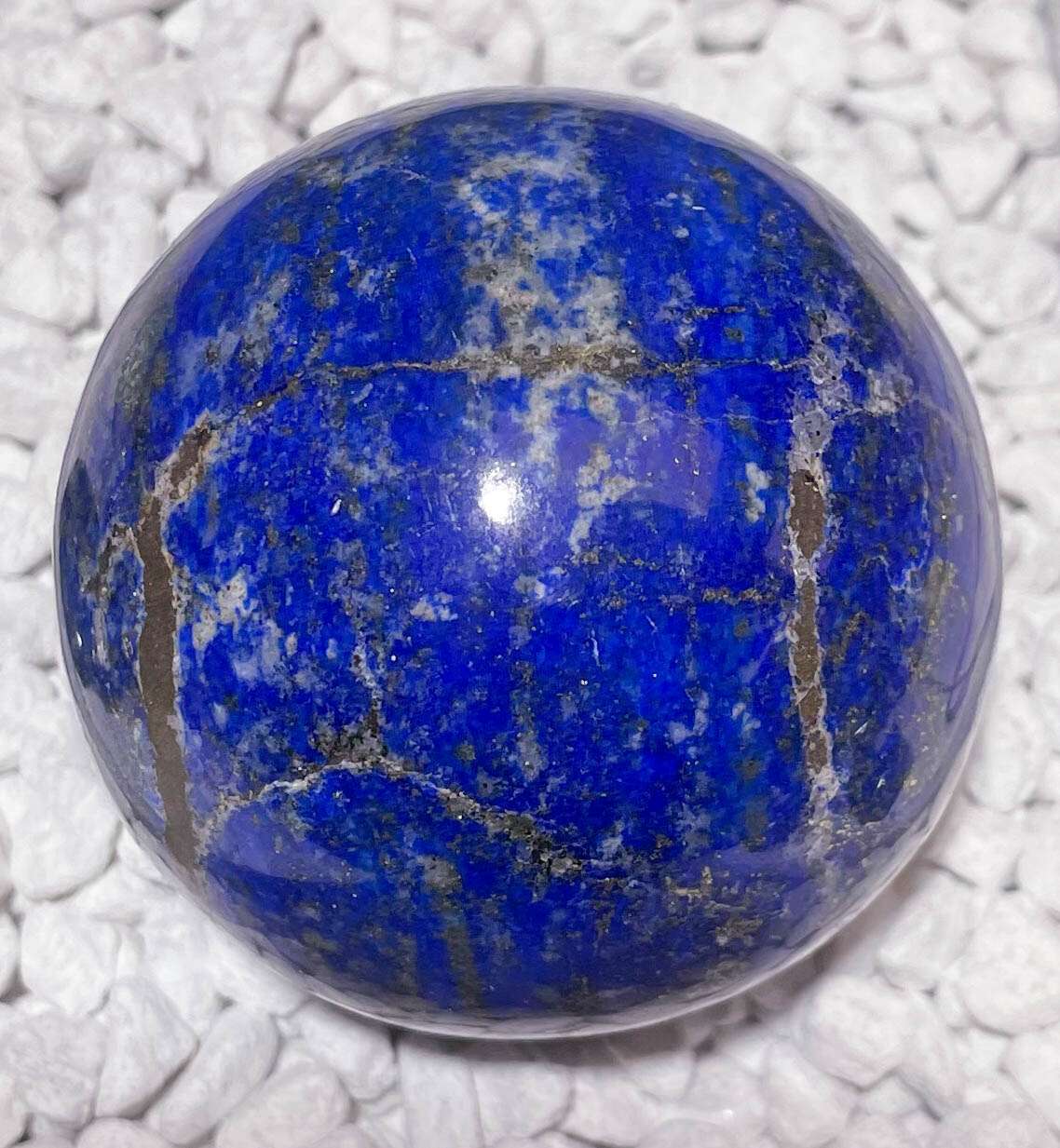 Lapislazuli Kugel 61mm - Handschmeichler - Auflagestein - Massagestein - 372g, poliert #6539