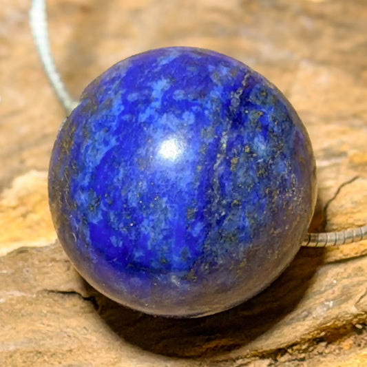 lapislazuli-edelstein-schmuck-ketten-anhaenger-trommelstein-heilstein-220526-2