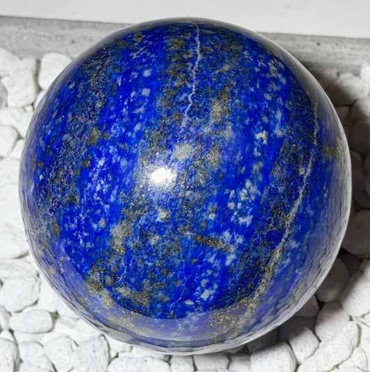 Lapislazuli Kugel 50mm - Handschmeichler - Auflagestein - Massagestein - 445g, poliert #6535