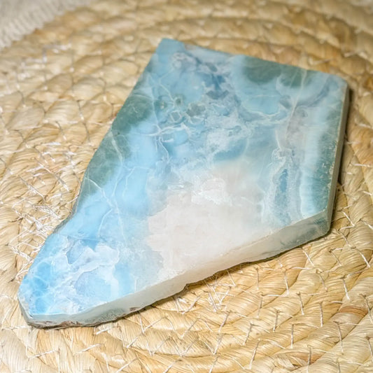 larimar-edelstein-mineralien-platte-heilstein-seelensteinchen-160526