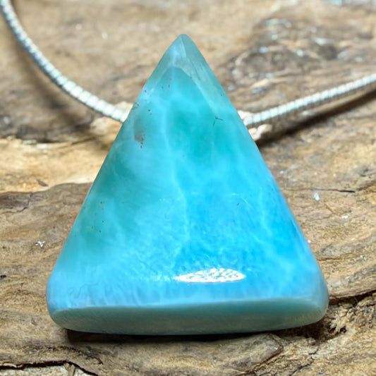 larimar-edelstein-schmuck-ketten-anhaenger-heilstein-251026