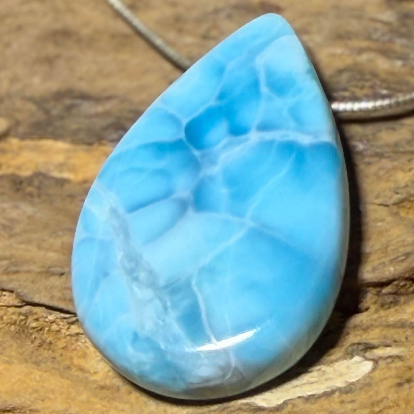 larimar-edelstein-schmuck-ketten-anhaenger-heilstein-geschenk-seelensteinchen-110726-3