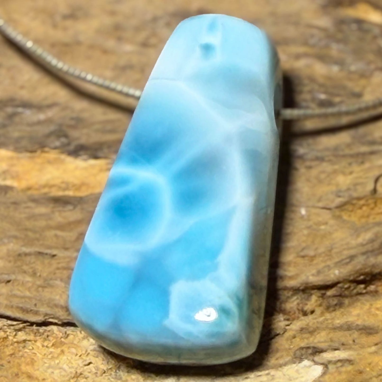 larimar-edelstein-schmuck-ketten-anhaenger-heilstein-geschenk-seelensteinchen-110726-5
