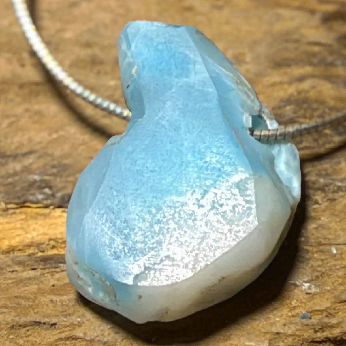 larimar-edelstein-schmuck-ketten-anhaenger-trommelstein-heilstein-270926-6