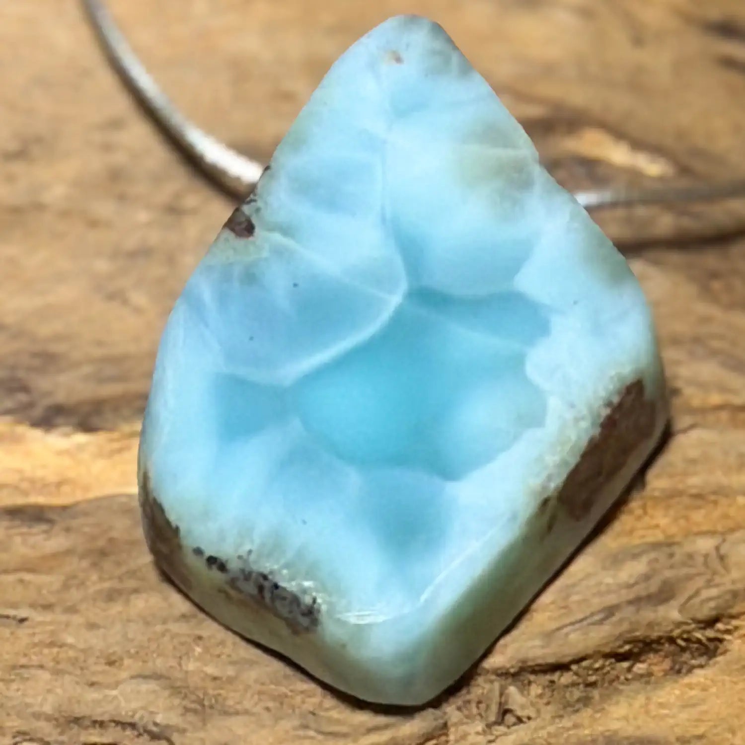 larimar-edelstein-trommelstein-heilstein-schmuck-ketten-anhaenger-seelensteinchen-020626