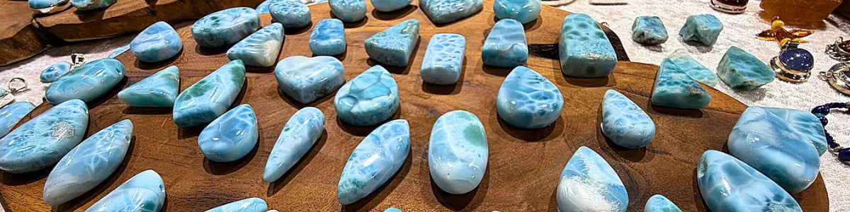 larimar-edelsteine-schmuck-trommelstein-seelensteinchen