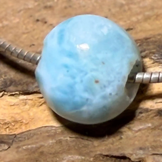 larimar-edelstein-trommelstein-schmuck-anhaenger-kette-collier-heilstein-200826-2