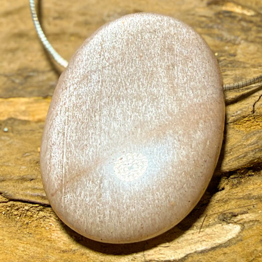 mondstein-edelstein-schmuck-ketten-anhaenger-heilstein-061026