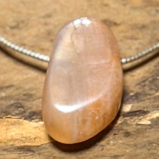 mondstein-edelstein-trommelstein-heilstein-schmuck-ketten-anhaenger-seelensteinchen-020626