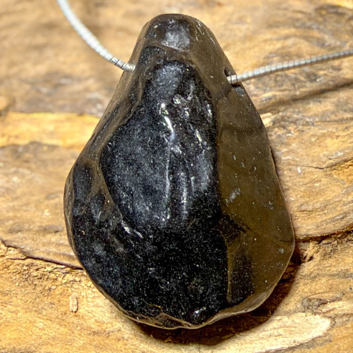obsidian-edelstein-schmuck-ketten-anhaenger-heilstein-071026