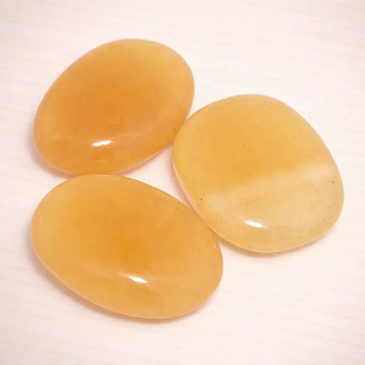 orangencalcit-edelstein-scheibenstein-handschmeichler-entspannung-massage-chakra-seelensteinchen