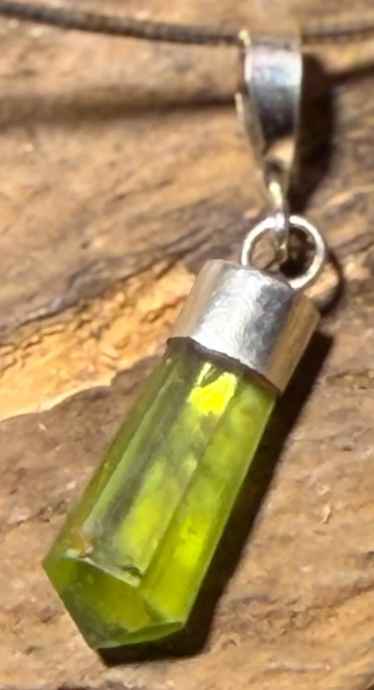 Peridot Edelstein Schmuck Ketten Anhänger - 925er Silber Öse #4010 - seelensteinchen