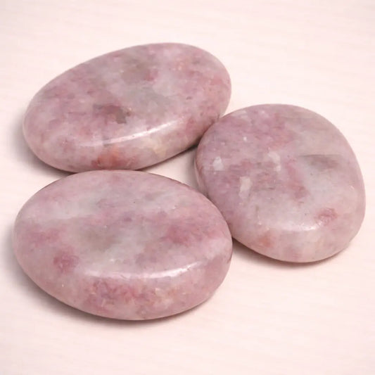 pink-turmalin-edelstein-trommelstein-handschmeichler-entspannung-massage-chakra-seelensteinchen-2