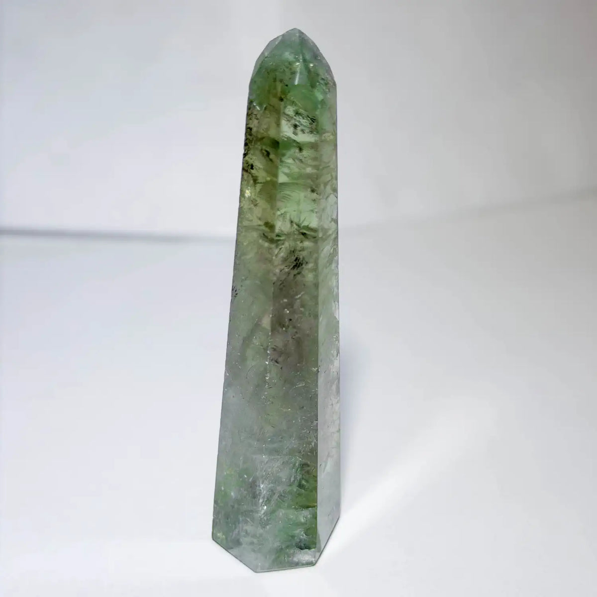prasiolith-gruener-amethyst-kristall-edelstein-mineralien-231026-2