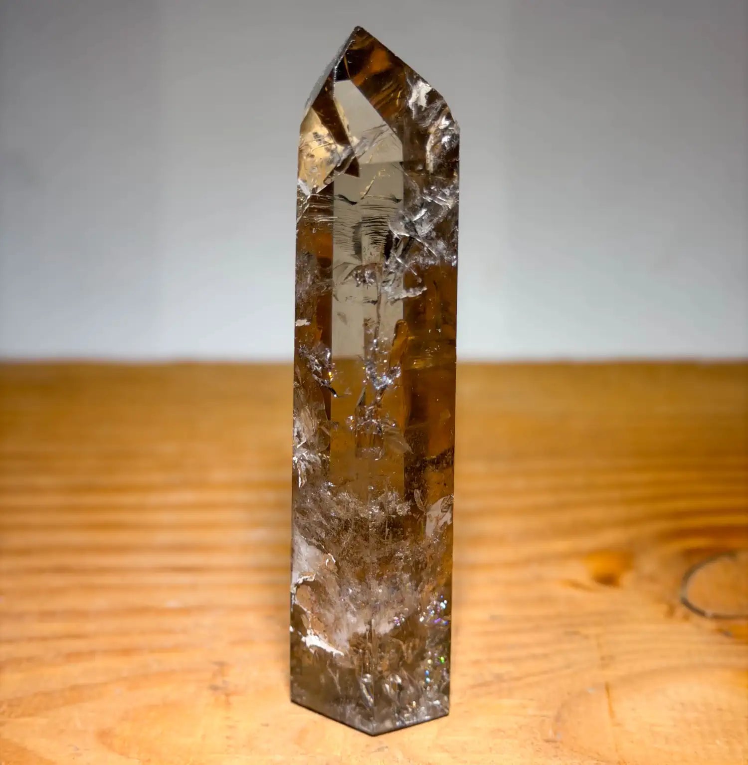 rauchquarz-edelstein-mineralien-spitze-brasilien-seelensteinchen-260626