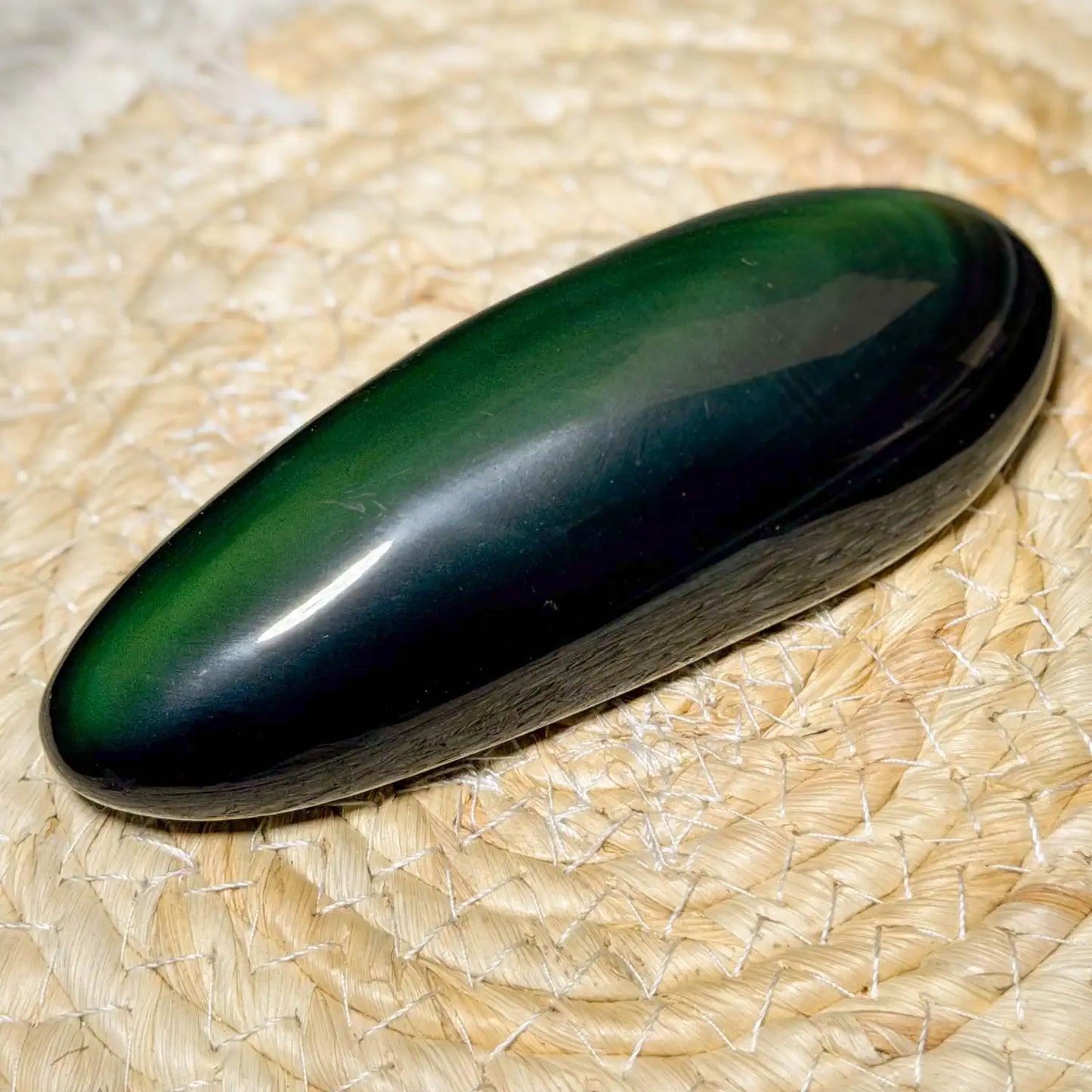 regenbogen-obsidian-edelstein-handschmeichler-massage-seifenstein-010726