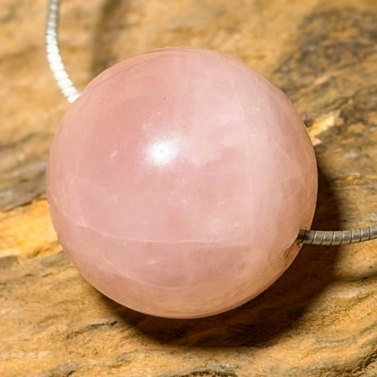rosenquarz-kugel-edelstein-trommelstein-schmuck-ketten-anhaenger-heilstein-seelensteinchen-150626