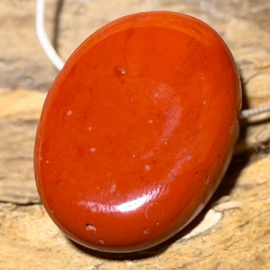 roter-jaspisi-edelstein-trommelstein-schmuck-anhaenger-kette-collier-heilstein-200826-2