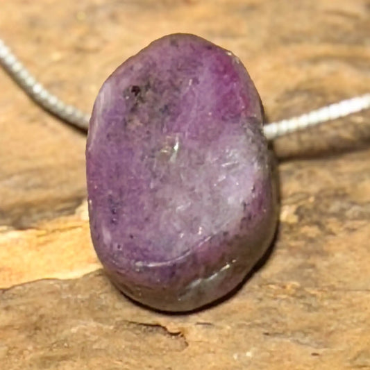 rubin-edelstein-trommelstein-heilstein-schmuck-ketten-anhaenger-seelensteinchen-020626