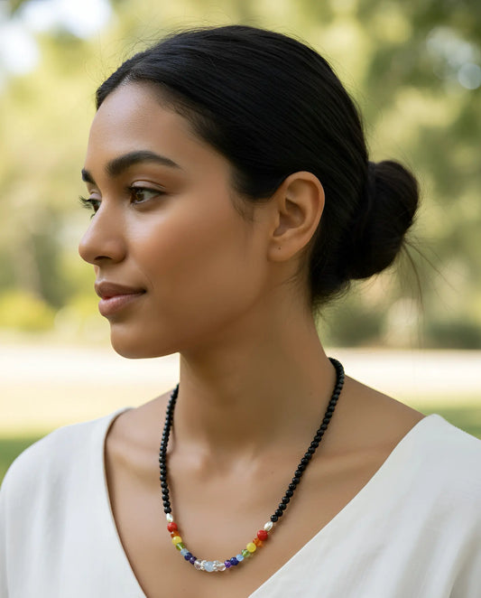 schwarzer-turmalin-schoerl-chakra-edelstein-schmuck-kette-collier-heilstein-925er-silber-seelensteinchen-200426