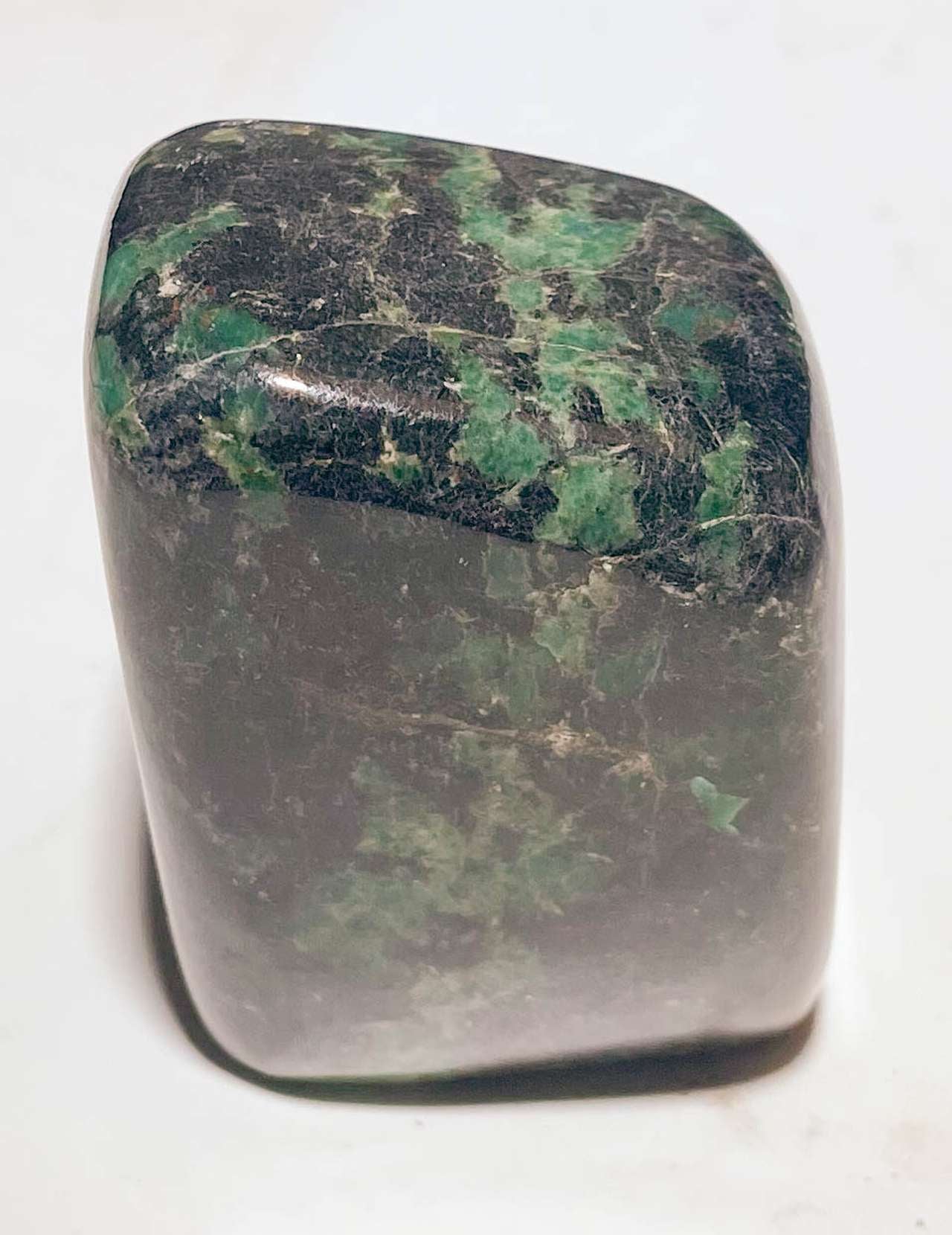 Smaragd Freeform - Edelstein - Handschmeichler - Palmstone - 352g - #7004