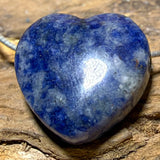 Sodalith Herz Anhänger mit Stoffband – Blauer Edelstein Schmuck ca. 20 × 20 mm #8157