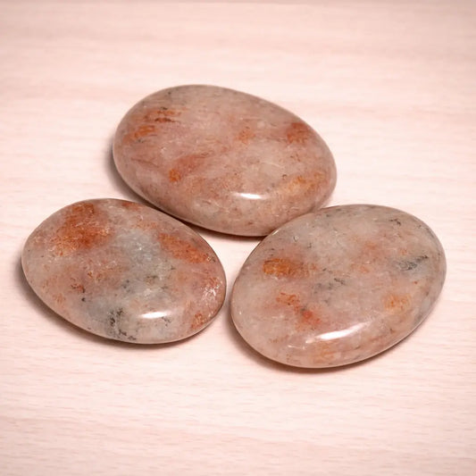 sonnenstein-scheibenstein-edelstein-trommelstein-handschmeichler-entspannung-massage-chakra-seelensteinchen