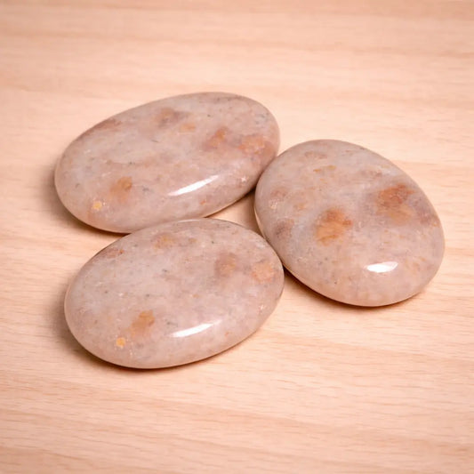 sonnenstein-scheibenstein-klein-edelstein-trommelstein-handschmeichler-entspannung-massage-chakra-seelensteinchen