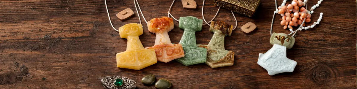 thors-hammer-edelstein-burma-jade-schmuck-seelensteinchen