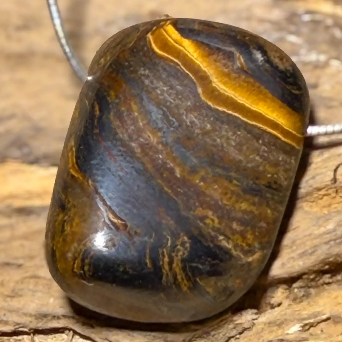 tigereiseni-edelstein-trommelstein-schmuck-anhaenger-kette-collier-heilstein-200826