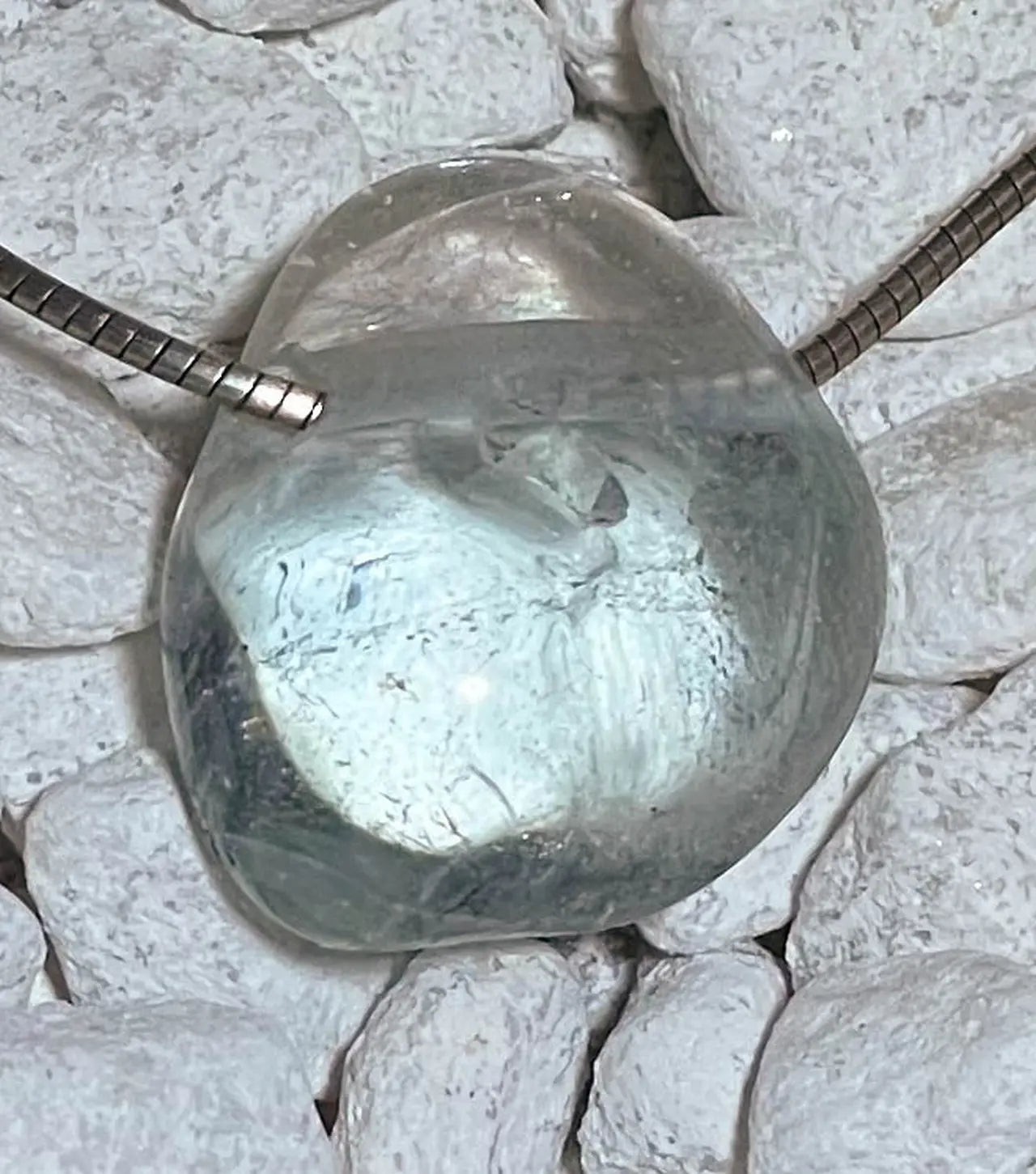 blauer Topas unbehandelt Trommelstein Edelstein Schmuck Ketten Anhänger - A Qualität - #5327