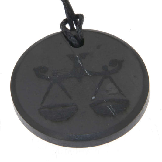 Schungit Sternzeichen Anhänger mit Gravur - Waage - Edelstein - A Qualität #6507