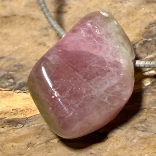 wassermelonen-turmalini-edelstein-trommelstein-schmuck-anhaenger-kette-collier-heilstein-200826