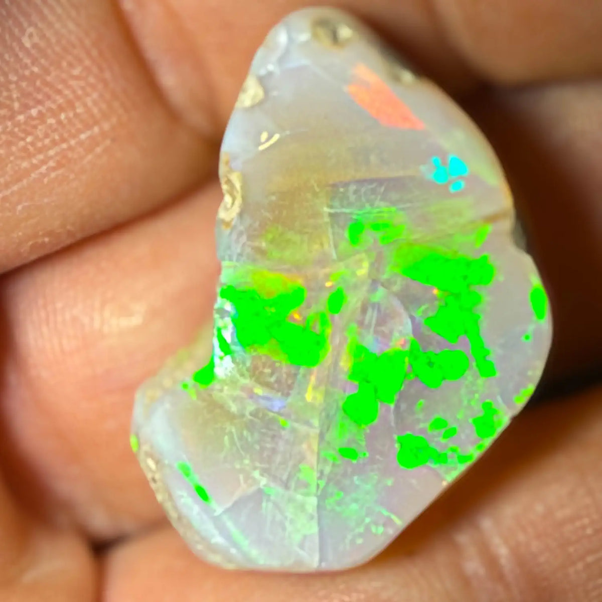 welo-opal-edelstein-schmuck-ketten-anhaenger-trommelstein-heilstein-kristall-191026-3